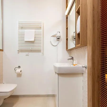 Wolska With Parking By Renters Appartamento *